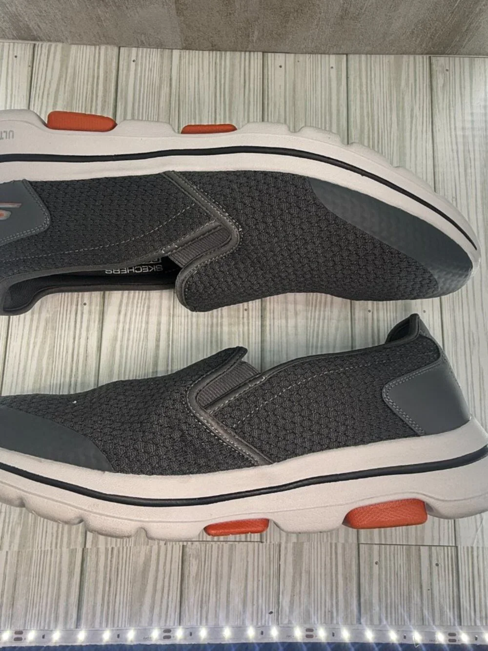Skechers GOwalk 5 Ultra Go Goga Mat Slip On Shoes Men’s 13 Navy Gray 65474W